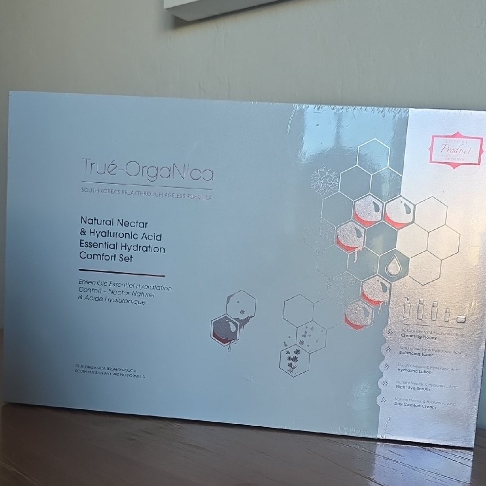 INNER CELLS Natural Nectar & Hyaluronic Acid Skincare Set - Silver